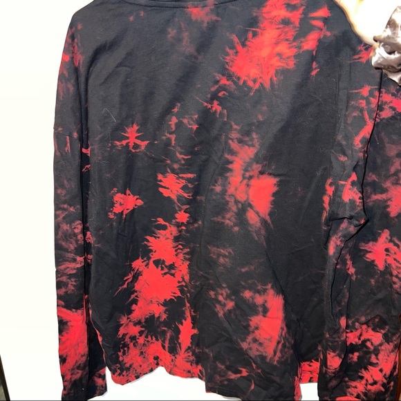SHEIN RED AND BLACK TIE DYE LONG SLEEVE TEE SHIRT - Picture 5 of 5